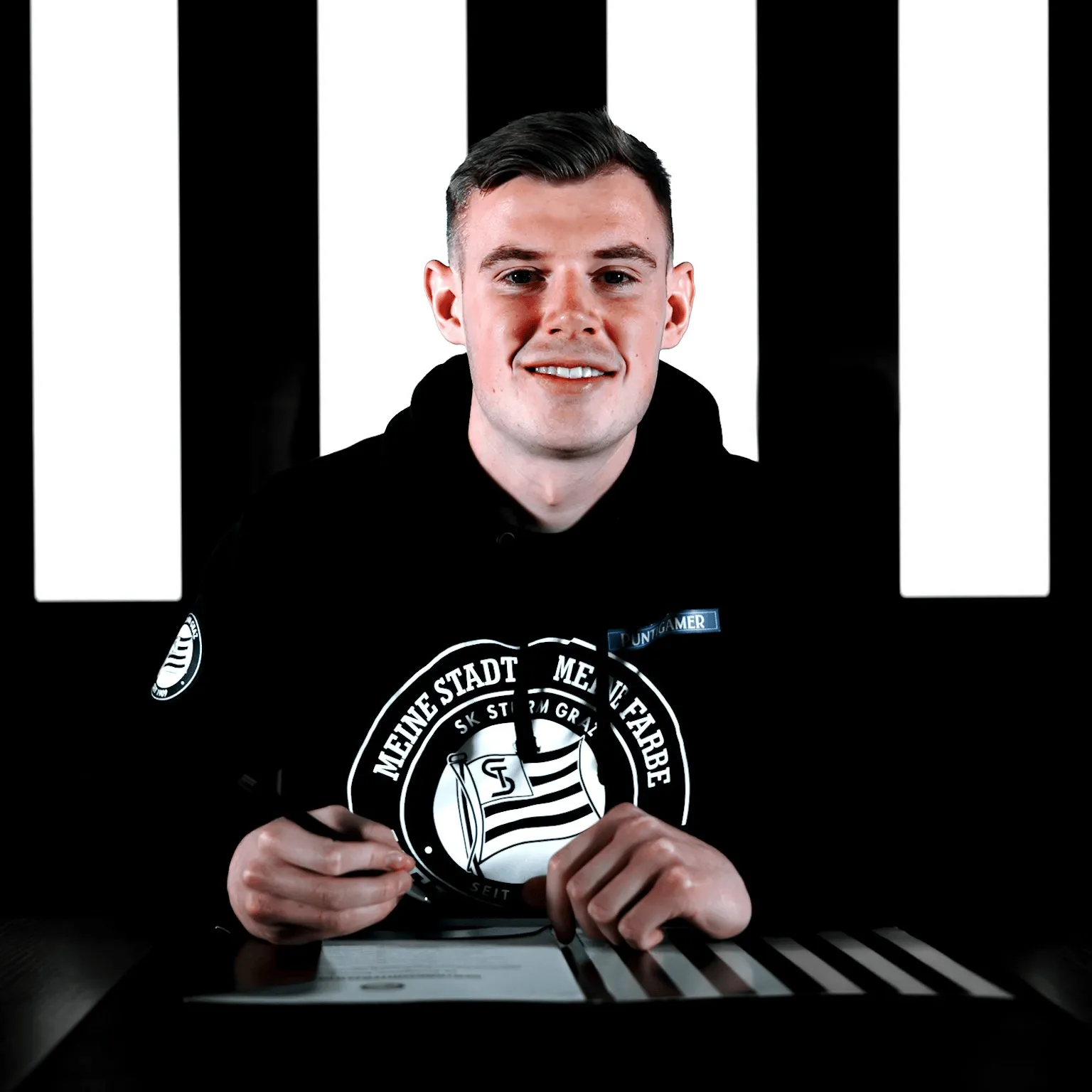 官方:维拉前锋罗里-威尔逊租借加盟格拉茨风暴,租期半季